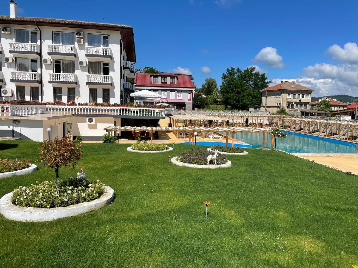 Hotel Elit Кирково Экстерьер фото