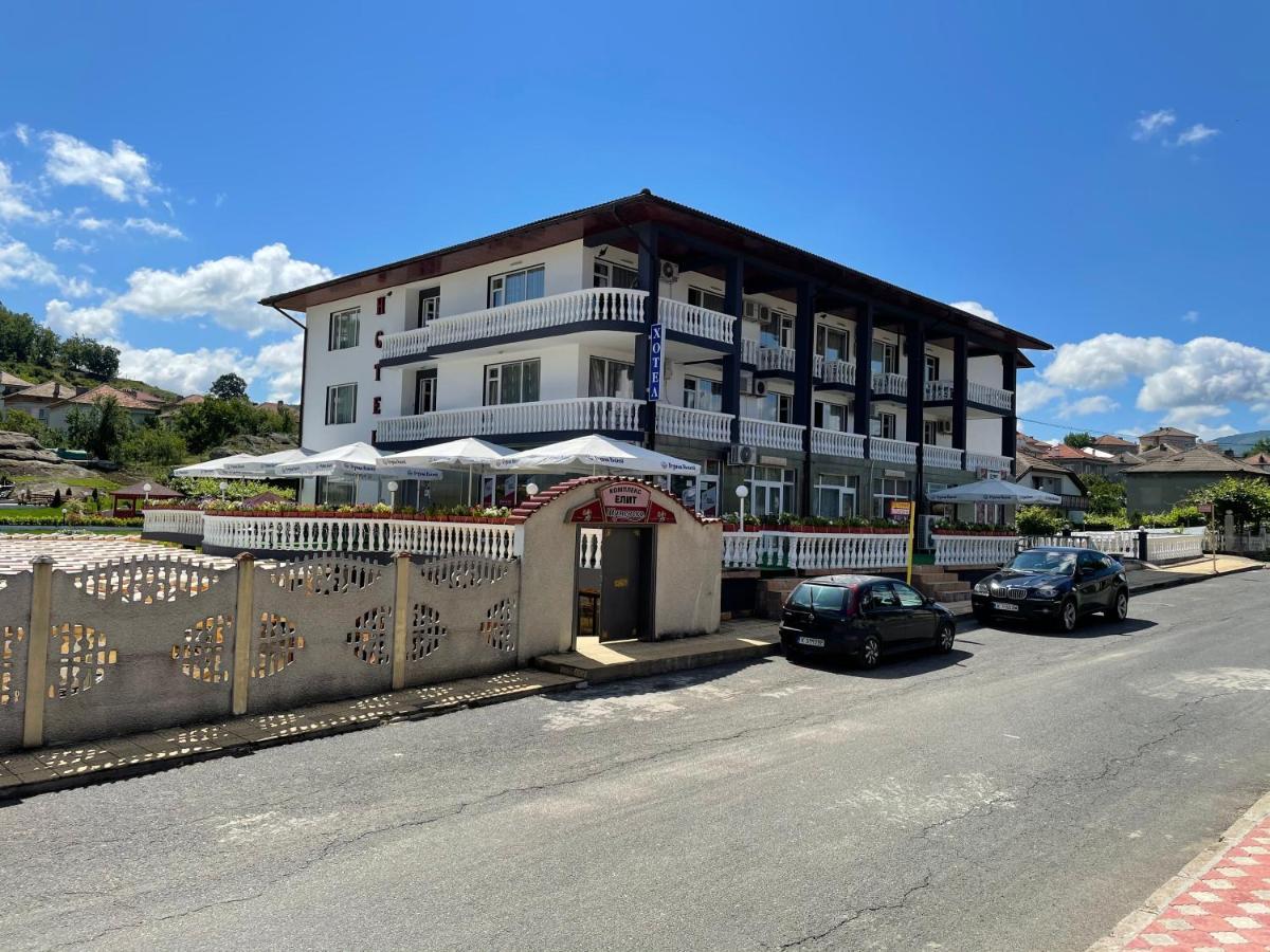 Hotel Elit Кирково Экстерьер фото