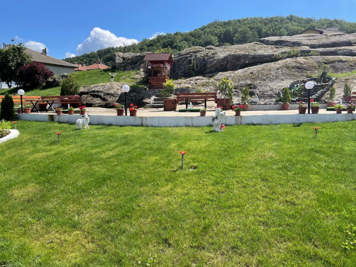 Hotel Elit Кирково Экстерьер фото