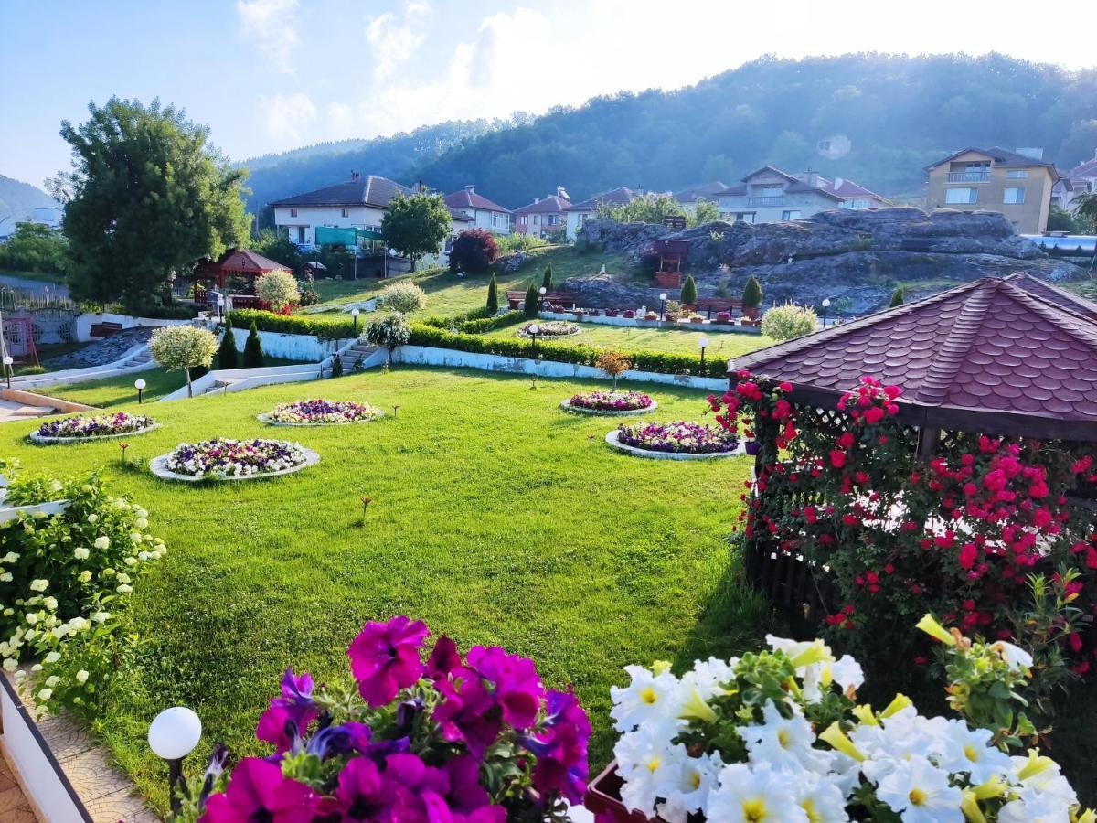 Hotel Elit Кирково Экстерьер фото