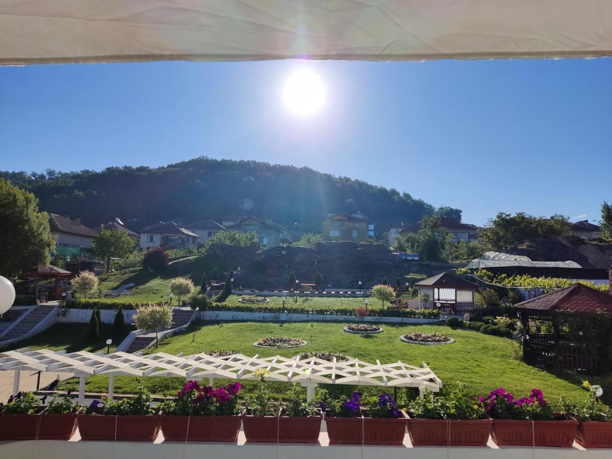 Hotel Elit Кирково Экстерьер фото