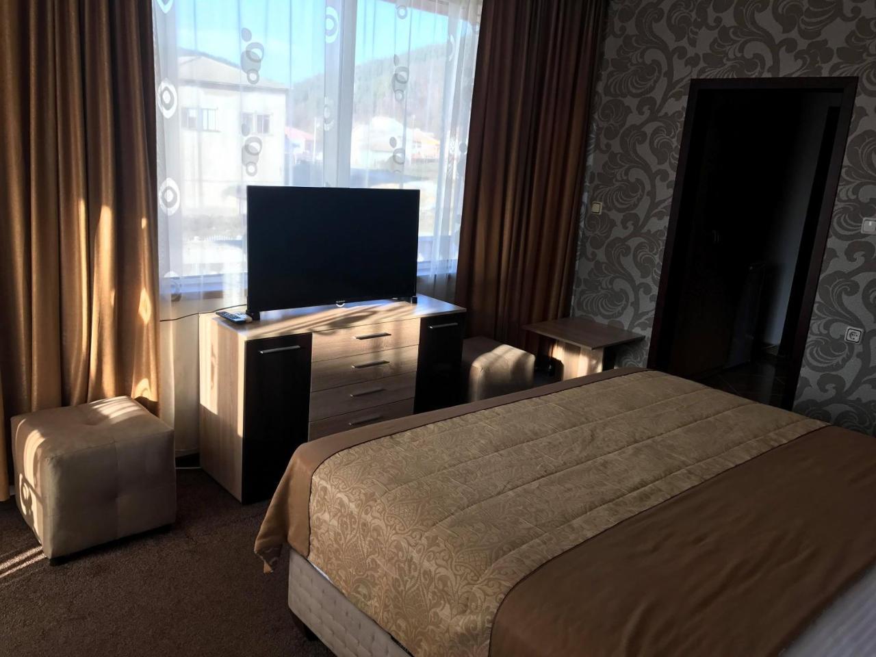 Hotel Elit Кирково Экстерьер фото